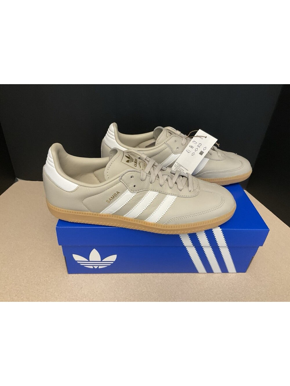 New! Men’s Adidas Originals Samba OG Beige/Cloud Athletic Shoes. Size 9.5. Nice!